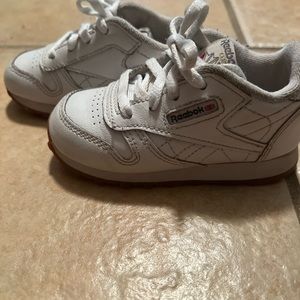 Infant Reebok size 6